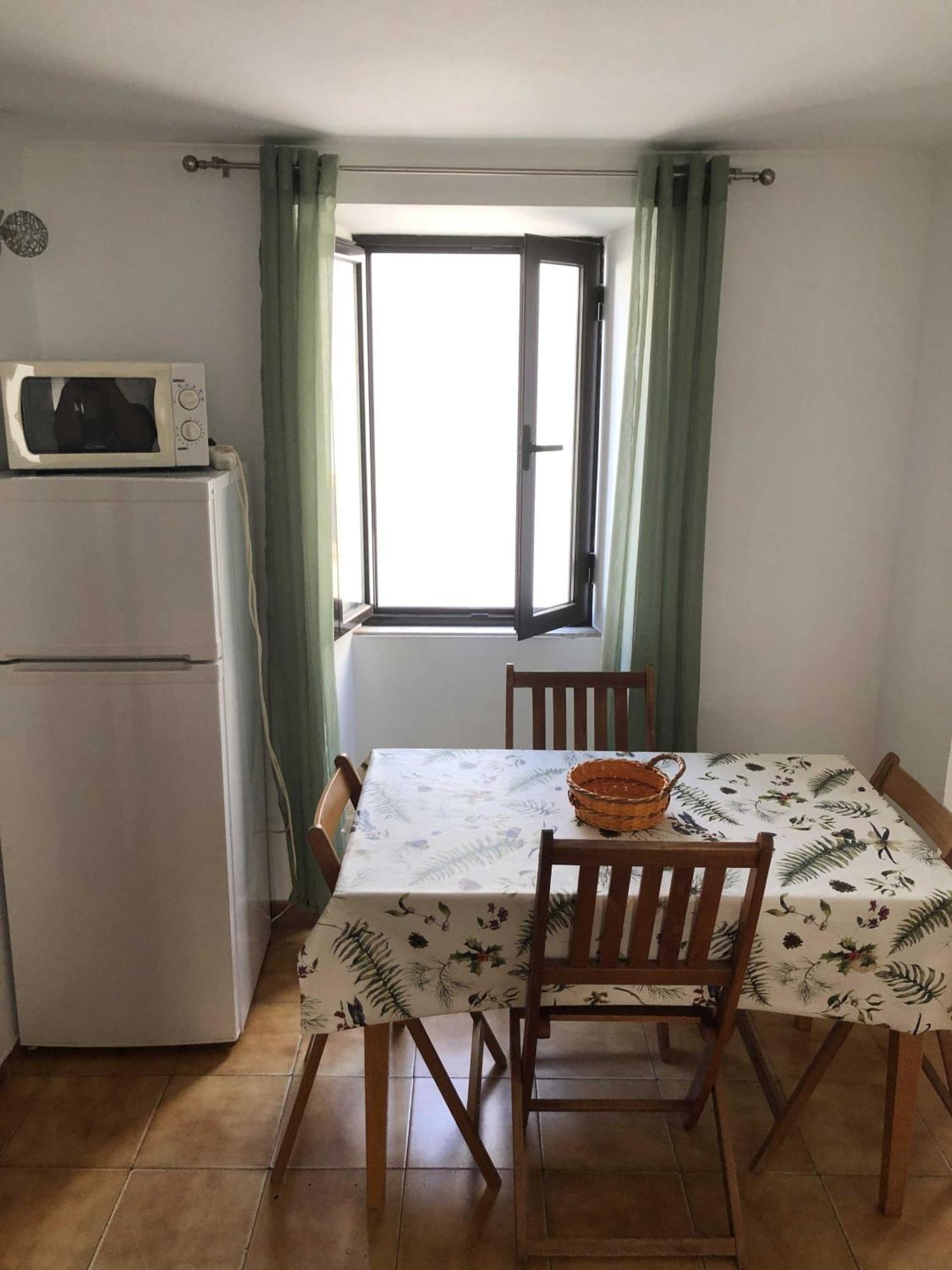 Apartment Near Ocean Rua Alves Correia อัลบูเฟรา ภายนอก รูปภาพ